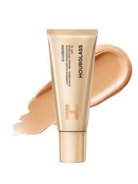 Hourglass Illusions Luminous Glow Foundation in Sade 8